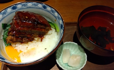 Ωmオムの角煮丼